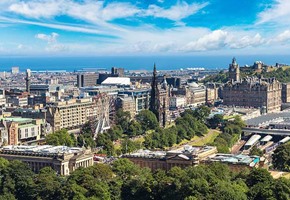 Edinburgh skyline