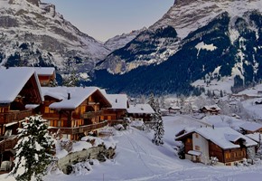 Glacier Express in Winter